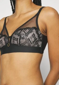 Chantelle Graphic Support Wirefree Bra - Triangel Bh - Black -Triumph 05cecfb413d34c50b8d45ace9c583ba0
