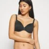 Chantelle Chic Essential Spacer - Beugel Bh - Schwarz -Triumph 0676f171d0654ae7a76b82d19009b406