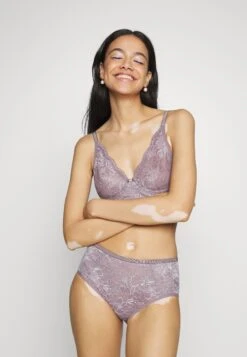 Triumph Amourette Charm - Triangel Bh - Pigeon Grey -Triumph 080ae0e8e45c4131937a046d4faf3c98