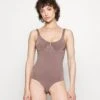 Magic Bodyfashion Low Back - Body - Espresso -Triumph 177b08f94d6b47539b10013dbd6d2e47