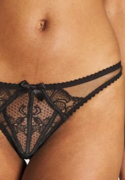 AGENT PROVOCATEUR Rozlyn Thong - String - Black 11 AGENT PROVOCATEUR Rozlyn Thong - String - Black -Triumph 177b70d6255d44fcae1ea825095d3216