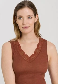 HANRO Woolen Lace - Hemd - Marsala 11 HANRO Woolen Lace - Hemd - Marsala -Triumph 22cb746cc44b4f40a16b50e628f94619