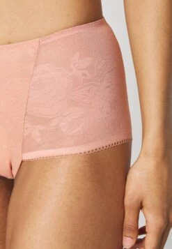 Triumph Slip - Sunkiss -Triumph 31c49dbae52b4e3e8ffeb1d69b784745