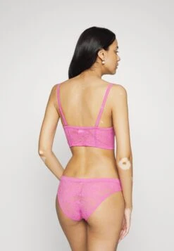 Triumph Smart Deco Brazilian- Slip - Flash Pink -Triumph 33e0fa57b4bf4c18aac85a2ff994165f