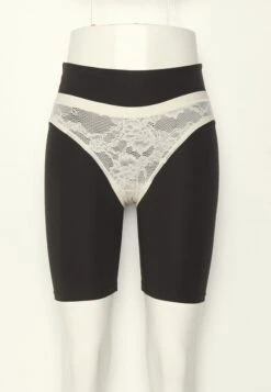 Triumph Smart Deco Brazilian- Slip - Creamy Dream -Triumph 3d7fdf3e9a5945ca978813a075088694