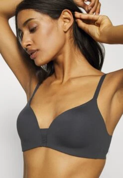 Triumph Flex Smart - Triangel Bh - Black -Triumph 42392d92b5bb47d0bf47ebfe72b55c3b