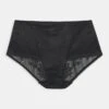 Triumph Slip - Black -Triumph 444f77a1d95b482c9fd7711bdc28b503