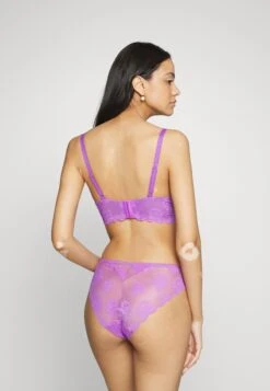 Triumph Amourette Summer- Bustier - Blueberry Cream -Triumph 44b520d41611418f89b68e45b1e5494d