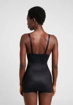 Magic Bodyfashion Maxi Sexy Wear Your Own Bra - Hemd - Black -Triumph 4868b6229f444bba933603d790156fcf