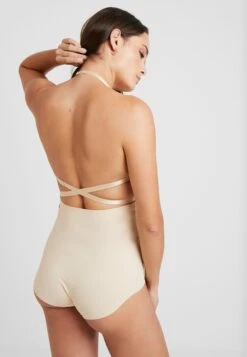 Magic Bodyfashion Magic Multi Way Bra - Strapless Bh - Latte -Triumph 4fefa1381848409a93f8ff0fd16b5418