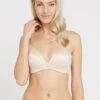 Triumph Body Make Up Soft Touch - Triangel Bh - Neutral Beige 2 Triumph Body Make Up Soft Touch - Triangel Bh - Neutral Beige -Triumph 53470d2522d0468bb72ba53eb071cb48