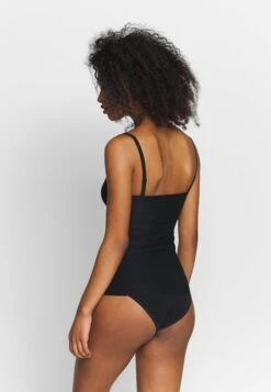 Chantelle Hemd - Schwarz -Triumph 5414217804414a8780e7a15dde8c01ff