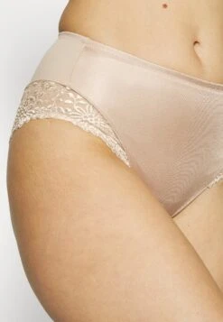 Triumph Ladyform- Slip - Smooth Skin -Triumph 64792106e944492bb1fadce085bc4e55