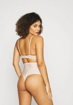 Triumph My Light Sensation Highwaist - Shapewear - Neutral Beige -Triumph 6a52dd7d65fa4e95b1a5f2442b9fedd0