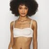 Triumph Amourette Charm - Strapless Bh - Creamy Dream -Triumph 6e50ab2c6bfd4b52aa7647912ad14fd4