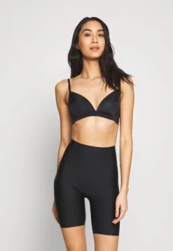 Triumph Medium Series Panty - Shapewear - Black -Triumph 700b8bdf47c1462589822456acd79cec