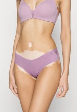 Triumph Flex Smart Highleg Brazilian- Slip - Purple