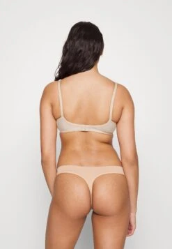 Triumph Formfit - Triangel Bh - Skin 9 Triumph Formfit - Triangel Bh - Skin -Triumph 716e6b509ac841e791af90cd6d88fd52