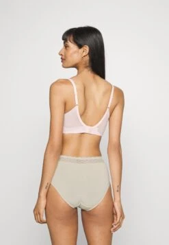 Triumph Feel Of Midi 2 Pack - Slip - Creamy Dream -Triumph 71ffdb2812c14f8ebb6571c76a9efb3c