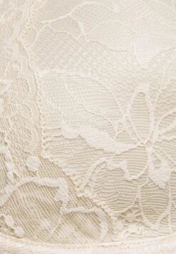 Triumph Amourette Charm - Beugel Bh - Creamy Dream -Triumph 74cc7d1073034b1b9b91bc9468817d44