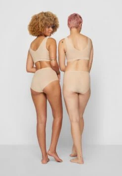 Chantelle High Waist Briefs - Slip - Nude -Triumph 77c0cf6822d64633b981ec5103d356ba