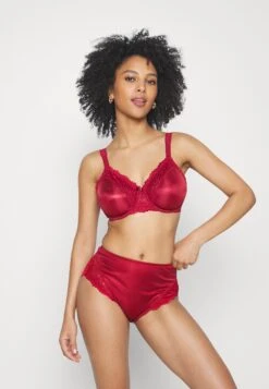 Triumph Ladyform- Slip - Red Wood -Triumph 7cd5f606f8fe47de9593935b2dc2d6d9