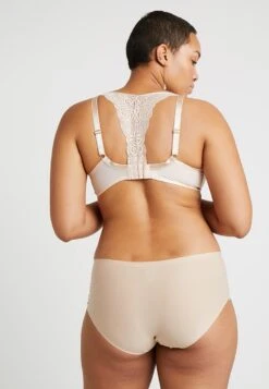 Chantelle Plus Softstretch Shorty - Shapewear - Nude -Triumph 80aa00c4a4e04f329d6d40d251d305e9