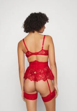 AGENT PROVOCATEUR Kateryna Waspie- Jarretels - Red 9 AGENT PROVOCATEUR Kateryna Waspie- Jarretels - Red -Triumph 80e8831904994a63a366fcaa0ff13e38