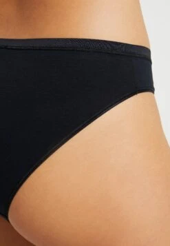 HANRO Sensation Mini - Slip - Black -Triumph 81853308bcf44661b4dfe33b70d8818f