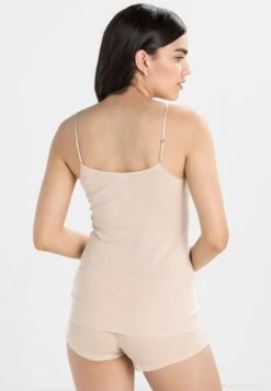 HANRO Spaghetti- Hemd - Skin -Triumph 8296267fe5d1449ab708773b3a6bbbc3