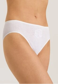HANRO Naila - Slip - White 7 HANRO Naila - Slip - White -Triumph 83bebf6beb654248a9faf37b296621a7