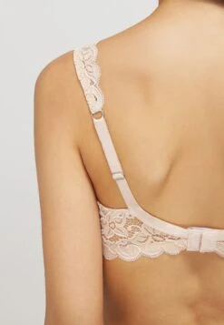 HANRO Moments Soft - Triangel Bh - Skin -Triumph 8435e8a88e184ef38ae632345c10b1df