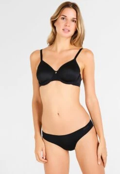Triumph Make-Up Essentials Minimizer - Shapewear - Black -Triumph 8b059b49b43f47d49b6fa01acba00e89