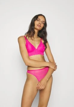 Triumph Bright Spotlight - Triangel Bh - Passionate Pink -Triumph 8da4f861b3cc419681cb23ab24a32e5c