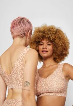 Chantelle Mit Soft CupsV Ausschnitt - Bustier - Neutral -Triumph 91c735adf7e049349cee1ab2c19f3762