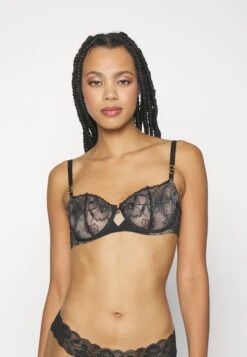 Chantelle Orchids Balcony Half Cup - Voorgevormde Bh - Black -Triumph 933817de08834167b5dcb75cbffdd615