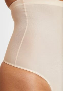 Magic Bodyfashion Hi Waist Thong - Shapewear - Skin -Triumph 93b5ccf127bf4d74af8719a4967ae5ca