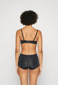 Chantelle Norah Bandeau- Strapless Bh - Black -Triumph 988682e33ee94a8397480a7df836fcb8