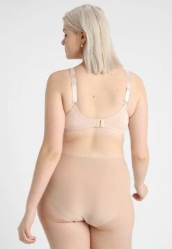 Chantelle Plus Size - Slip - Nude -Triumph 9b87bdb68be643378bc1d2f74ec926d0
