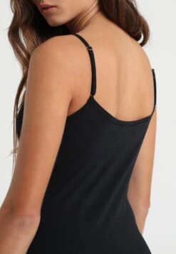 HANRO Sensation Spaghetti Top - Hemd - Black -Triumph 9ecd1699e40b46be9ae6a8047a26e306