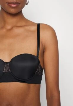 Triumph Vivid Spotlight - Strapless Bh - Black -Triumph a7924c9d2cfb47f6814e35d432172b37