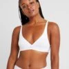 HANRO Sensation Soft Cup - Triangel Bh - White -Triumph a9765c986c764b4aaff45d416db7e6de