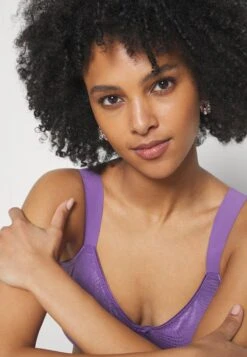 Triumph Essential Minimizer- Shapewear - Purple Rain -Triumph ab9606d5929148f59d6fe7804e7df70e