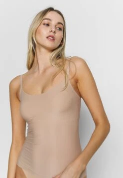 Chantelle Hemd - Nude -Triumph ac84fa2ce32249cbb44e457dae6e80e2