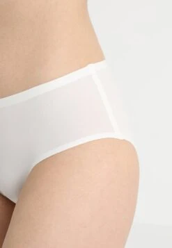 Chantelle Slip - Elfenbein -Triumph afe5eb6c7d31475eb9ceaf33d6b4e977
