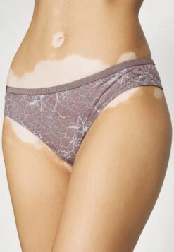 Triumph Amourette Charm Brazilian - Slip - Pigeon Grey -Triumph b0426ade28854d9597f4a9de6e6b752d