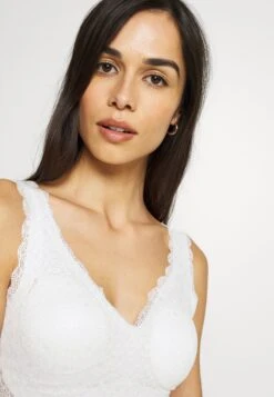 Magic Bodyfashion Dream Bra - Bustier - Snow White -Triumph b8f6fae38e5a42fa96fa220e9434be82