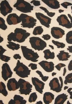 Chantelle Tanga - String - Brown -Triumph bb0d581f124b43fbbc2bb6e520c74c7e