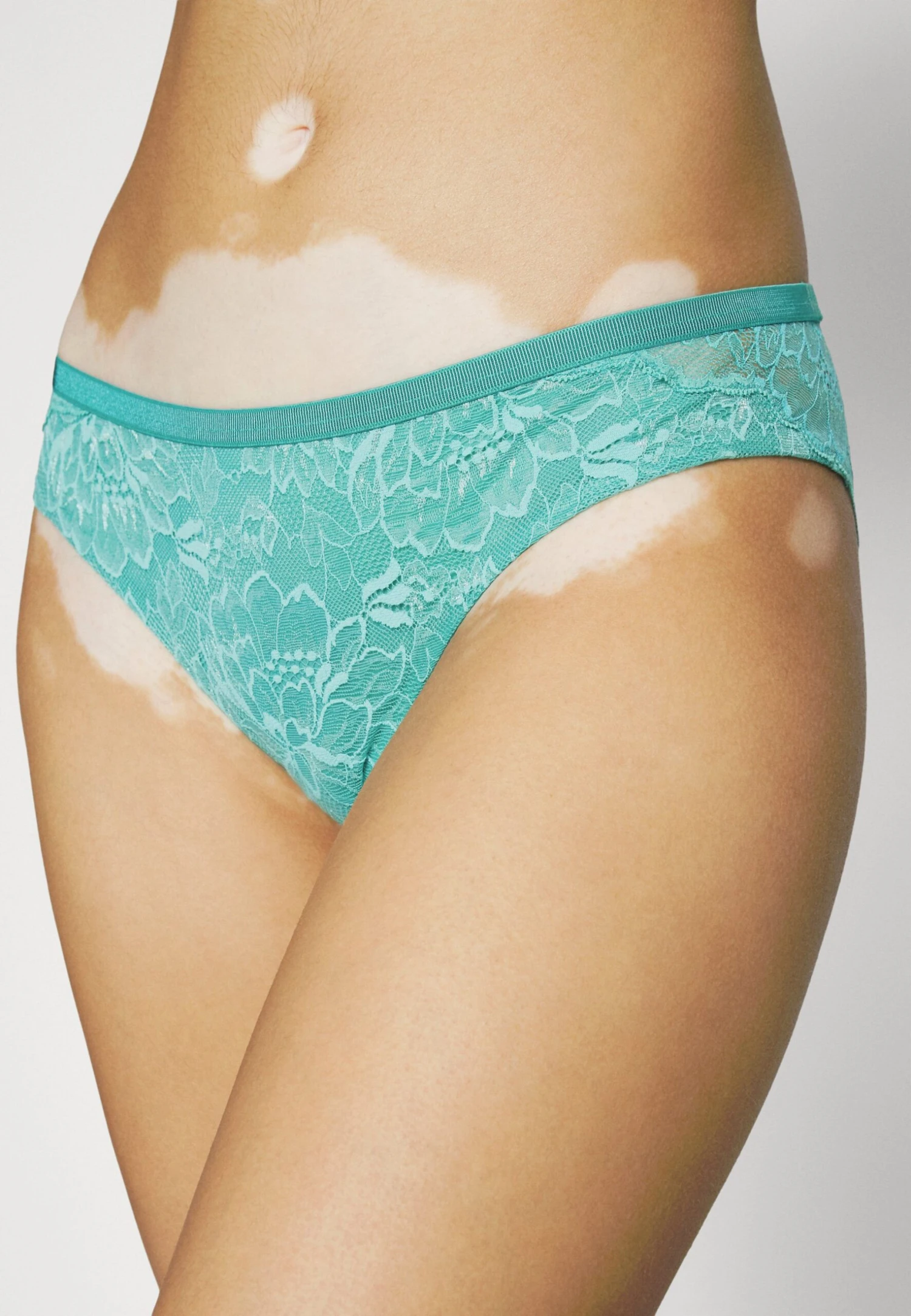 Triumph Amourette Charm Brazilian - Slip - Topaz 7 Triumph Amourette Charm Brazilian - Slip - Topaz - Afbeelding 5