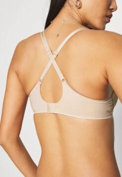 Chantelle Essentiall - T-Shirt Bh - Beige Doré -Triumph bfbc6b9e7dfc40fe9621afa34bf286cb